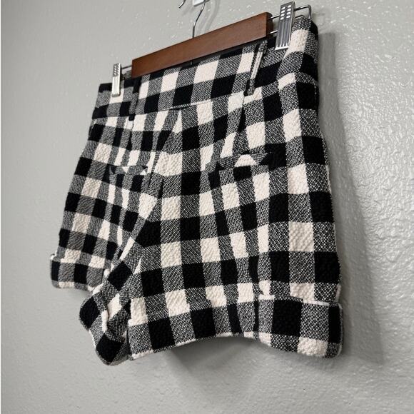 Veronica Beard Black, White Preppy Carito Gingham Rolled-Cuff Shorts / Size-4 - Picture 5 of 7